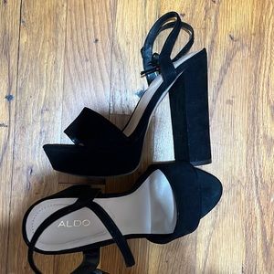 Aldo high heels size 6.